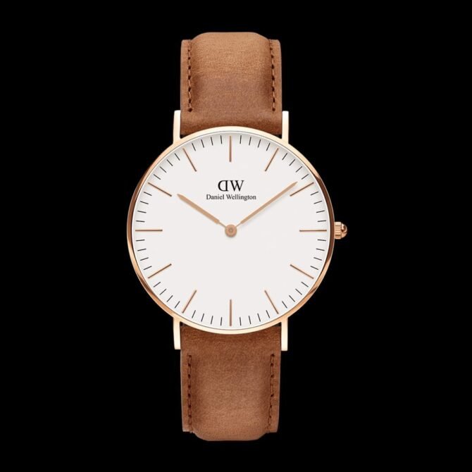 First Copy Daniel Wellington (DW) Classy Men’s Rose Gold White Leather Strap Watch