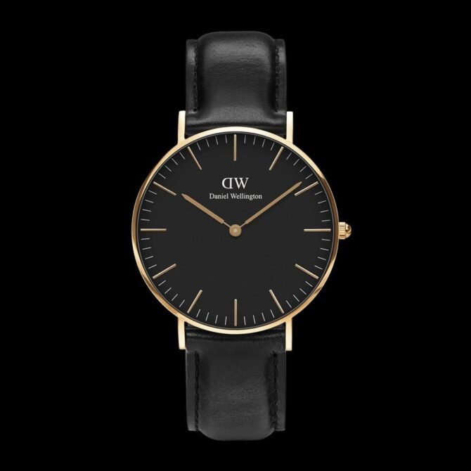 First Copy Daniel Wellington (DW) Classy Men’s Gold Black Leather Strap Watch