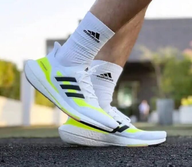 First Copy Adidas Ultra Boost 21 Solar White Shoes