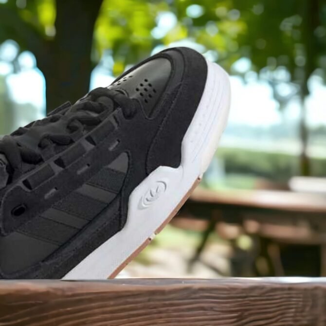 First Copy Adidas Originals ADI2000GY3875 Core Black Shoes