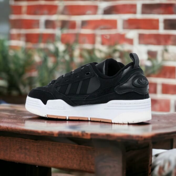 First Copy Adidas Originals ADI2000GY3875 Core Black Shoes