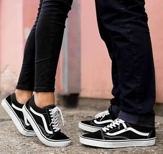 First Copy Vans Old School Black Shoes for Girls
