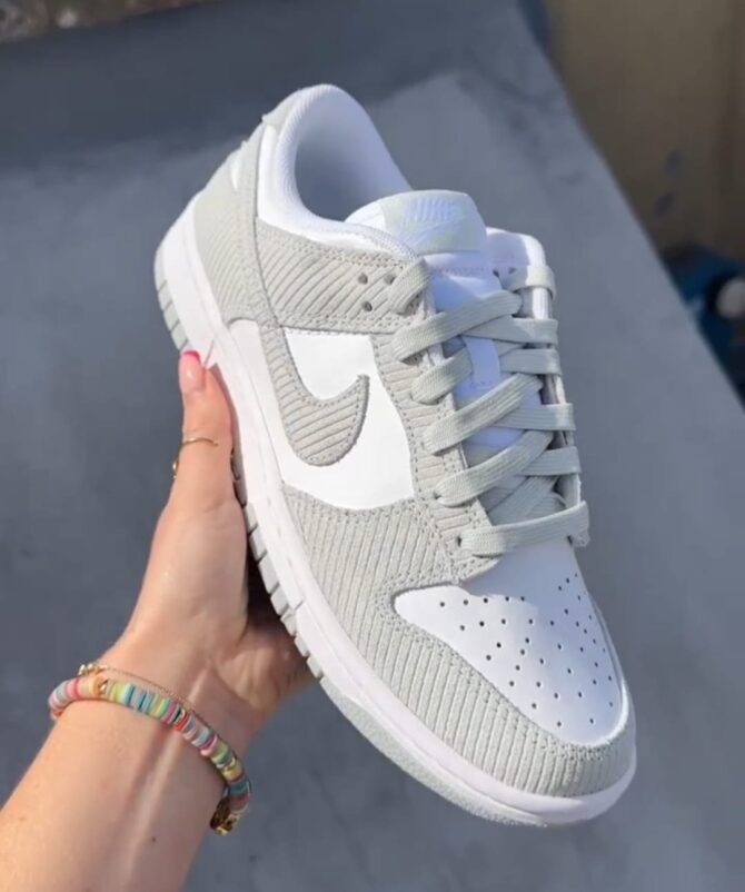 First Copy Nike Dunk Low Pink Corduroy Women’s Shoes
