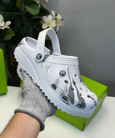 Crocs Classic Clog Marbled White Grey Clogs