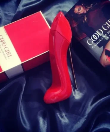 Good Girl Carolina Herrera New York Fantastic Pink Eau De Parfum Natural Spray ·Latest Edition