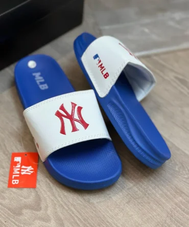 MLB New York Yankees Premium Flip-Flops