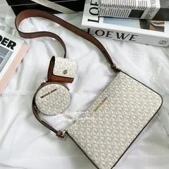 Michael Kors MK Jet Set Crossbody With Tech Accessories Coin Pouch & Ear Pod With Dust Bag & OG Box (Beige-Brown-M7021)