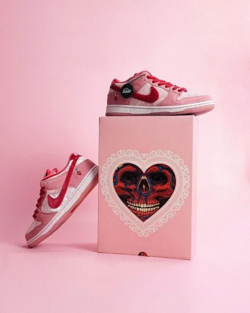 Nike SB Dunk Low Strange Love Semi UA With Original Box Shoes
