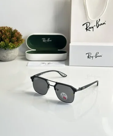 Ray-Ban 04 Black Sunglasses