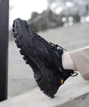 Reebok Zig Kinetica Edge 2.5 Black Sneakers