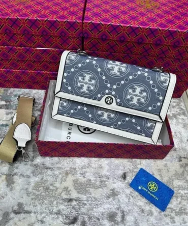 Tory Burch T Monogram Shoulder Bag With Adjustable Strap With OG Box & Dust Bag (White 618)