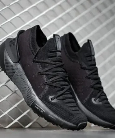 Under Armour HOVR Phantom 3 All Black Shoes (Classic)