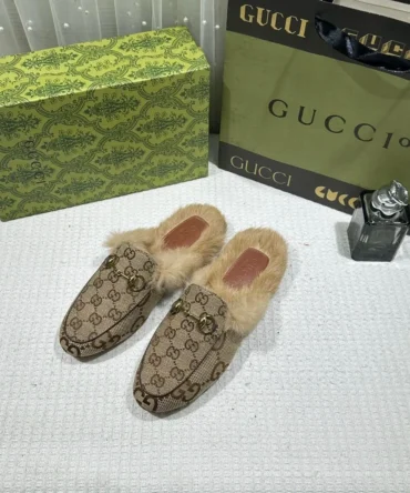 WMN Gucci Premium Brown Velvet and Fur-Lined Princetown Flat Mules