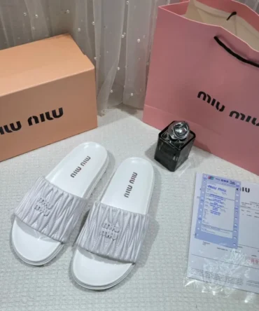 WMN Miu Miu Premium White Slides